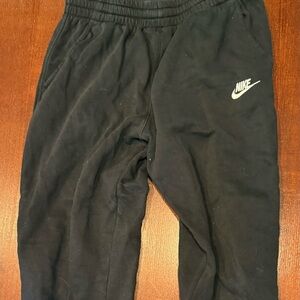 Boys Nike Jogger Style Sweatpants. Size XL